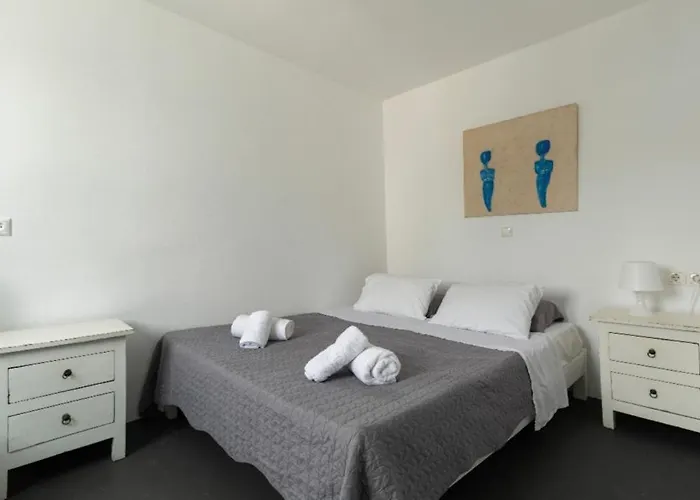 Blue Heart Mykonos Up To 10 People Location