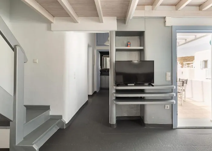 Blue Heart Mykonos Up To 10 People Location بيت للعطل