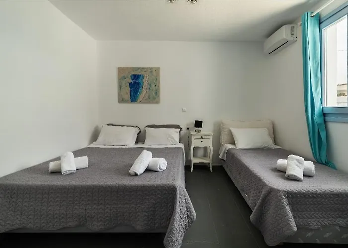 Blue Heart Mykonos Up To 10 People Location Mykonos Town