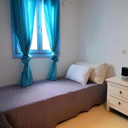 Blue Heart Mykonos Up To 10 People Location