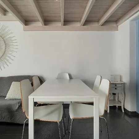 Blue Heart Mykonos Up To 10 People Location 펜션 *