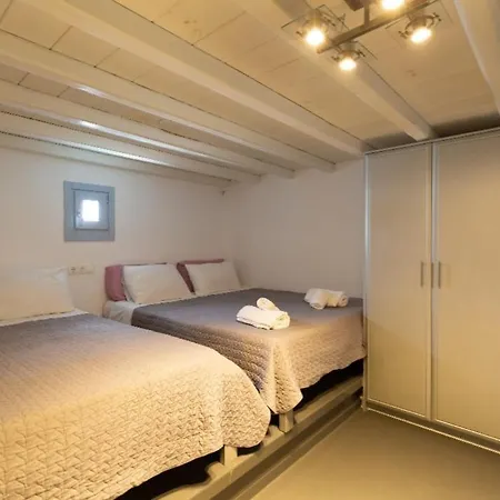 Blue Heart Mykonos Up To 10 People Location Mykonos Town